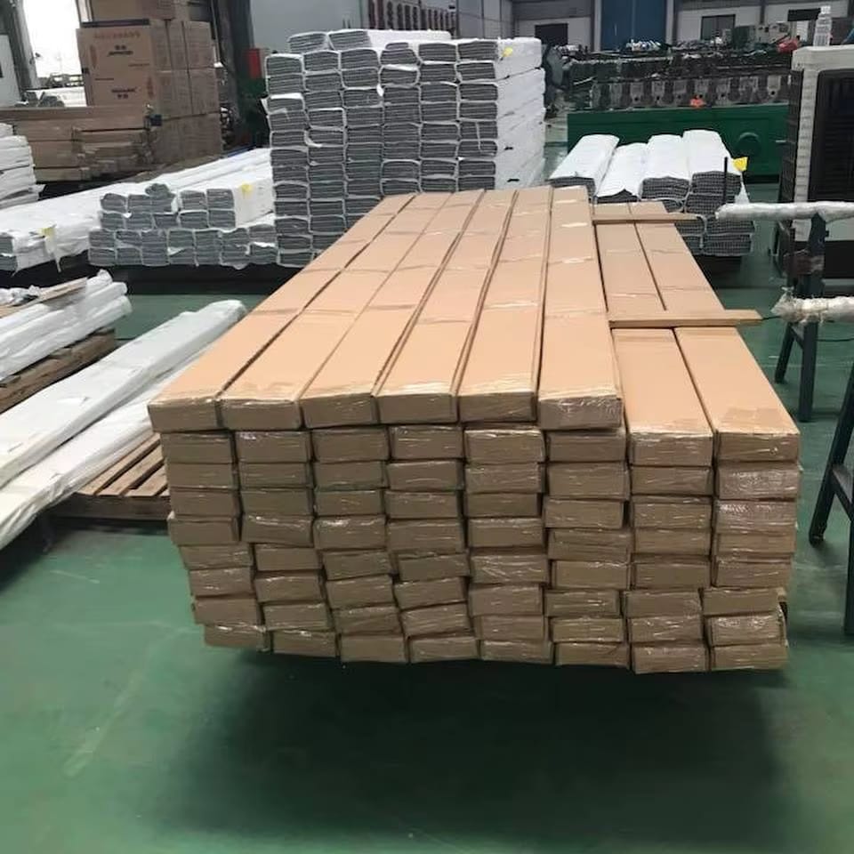 Profile packaging box